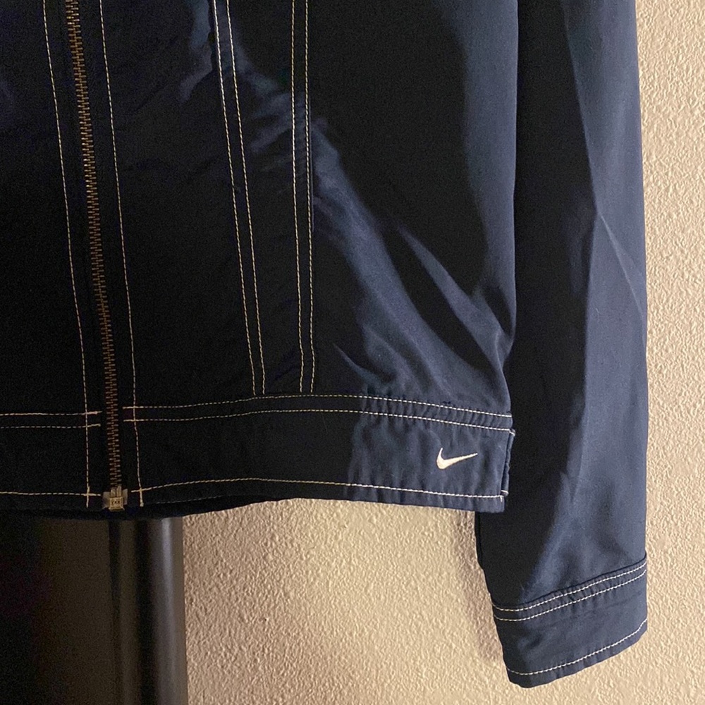 Nike jacket - Picture 2 of 6
